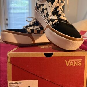 Vans Women's Black and White Checkered Platform Sneakers